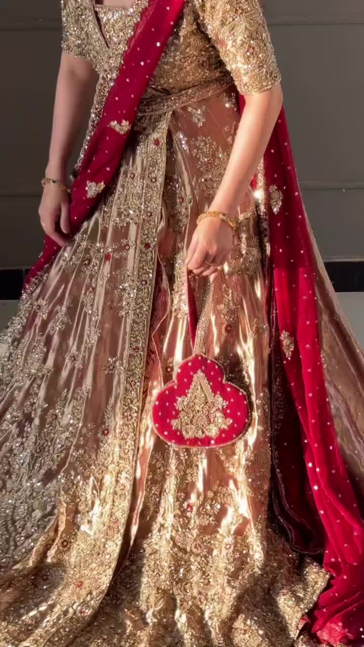 @bridal_house