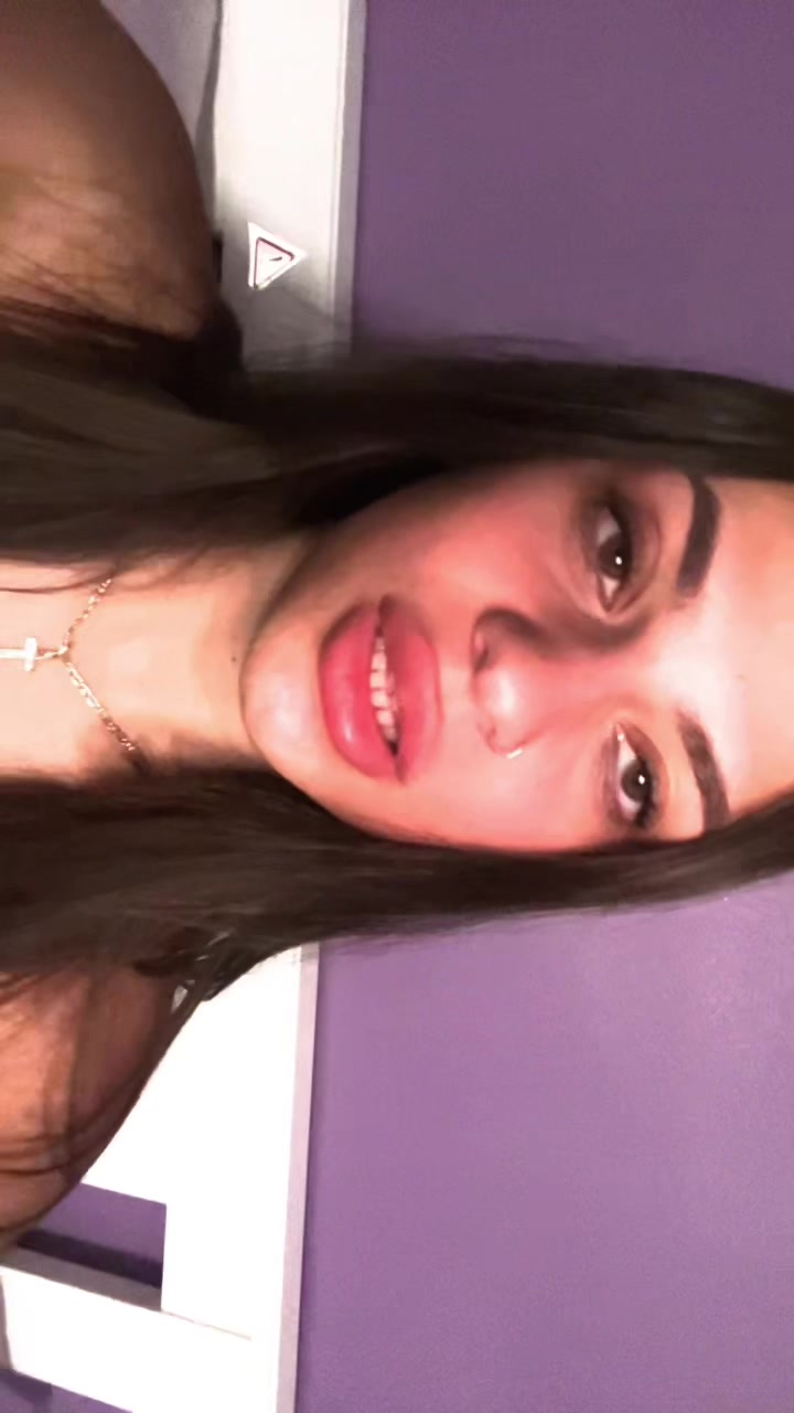 @Donika Purrini