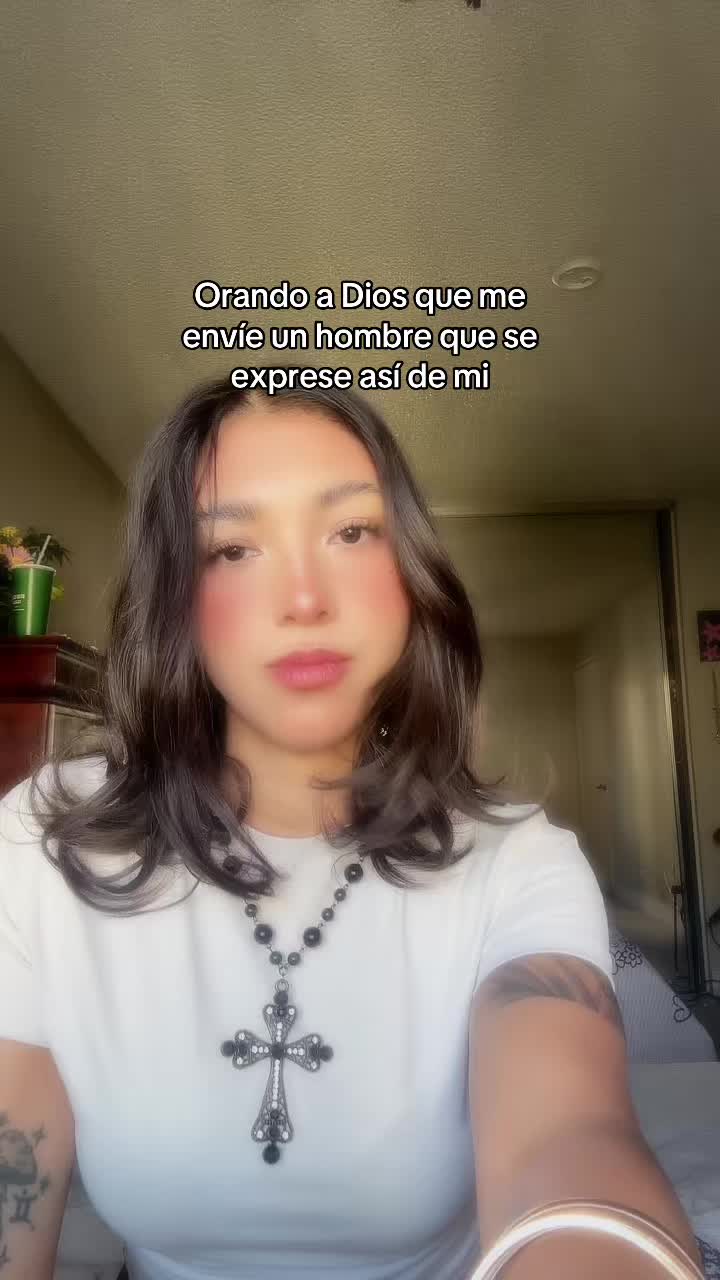 @Janelyyy