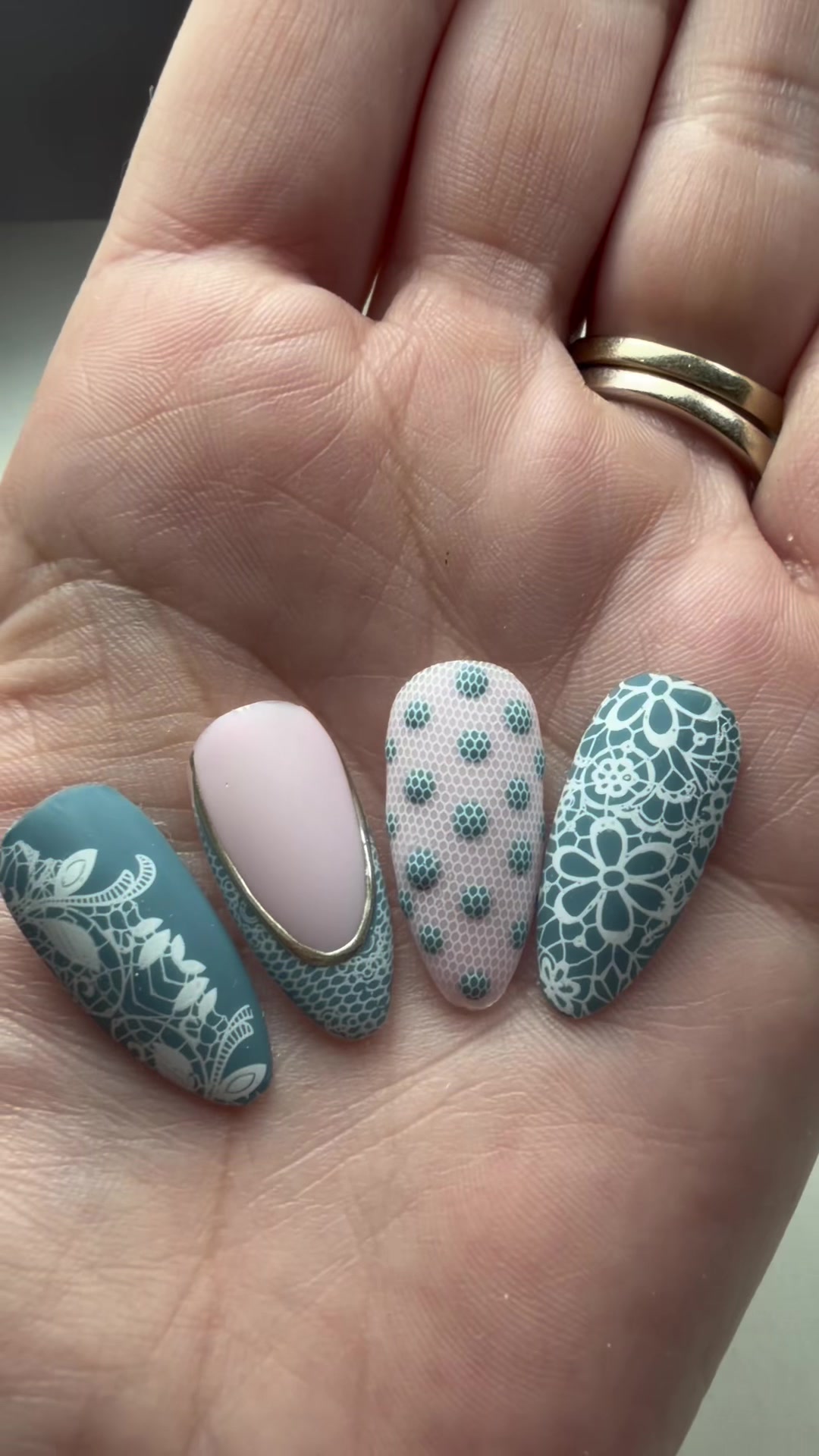 @Skullpture_Nails