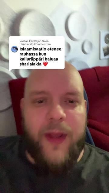 @Eetee