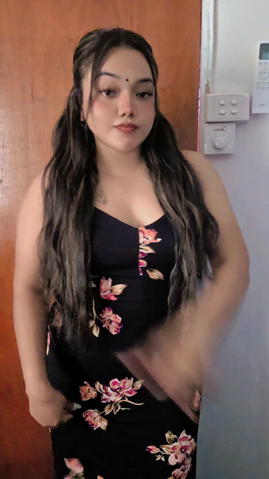@Sharon_Raj🔥