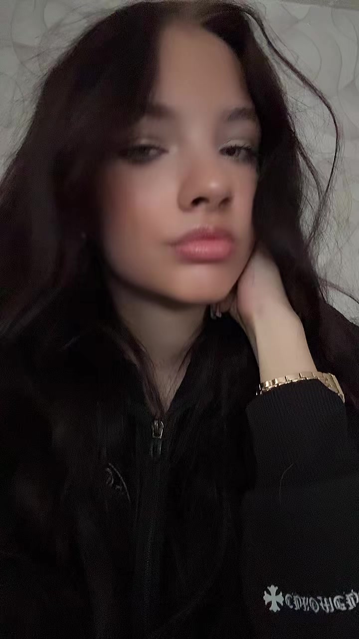@DIVAMILLI🧿