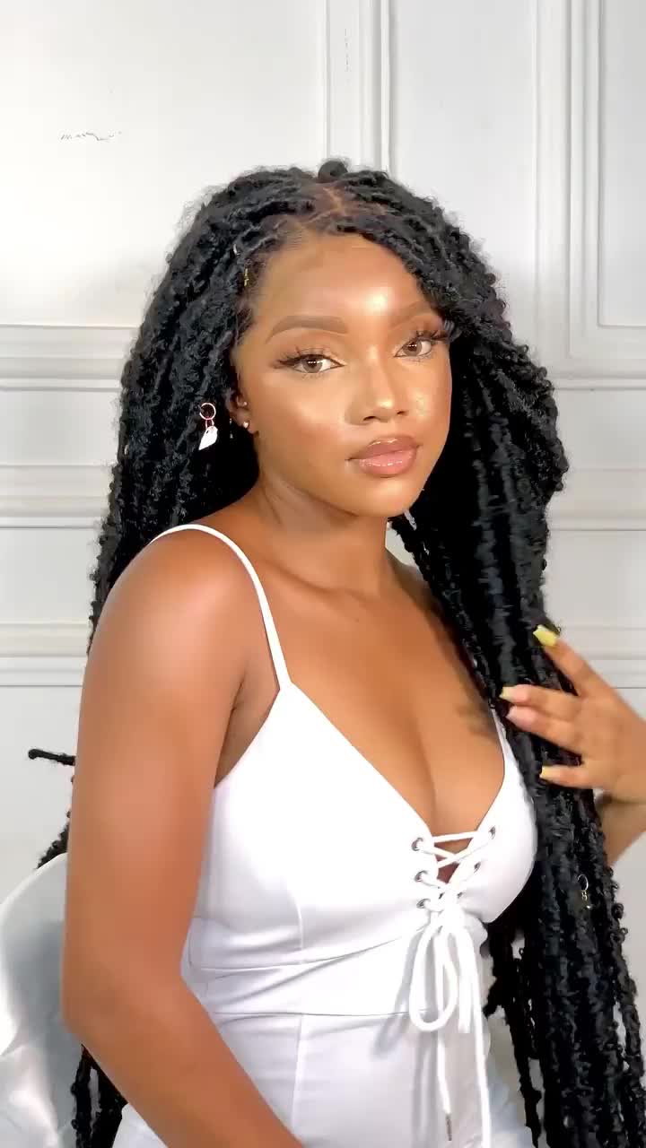 @Elena_Wilson