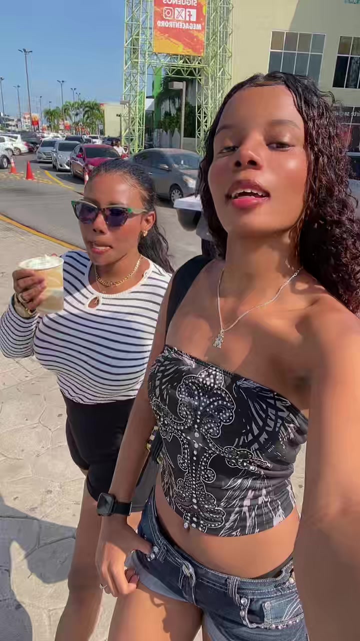 @Lauratv_2😍
