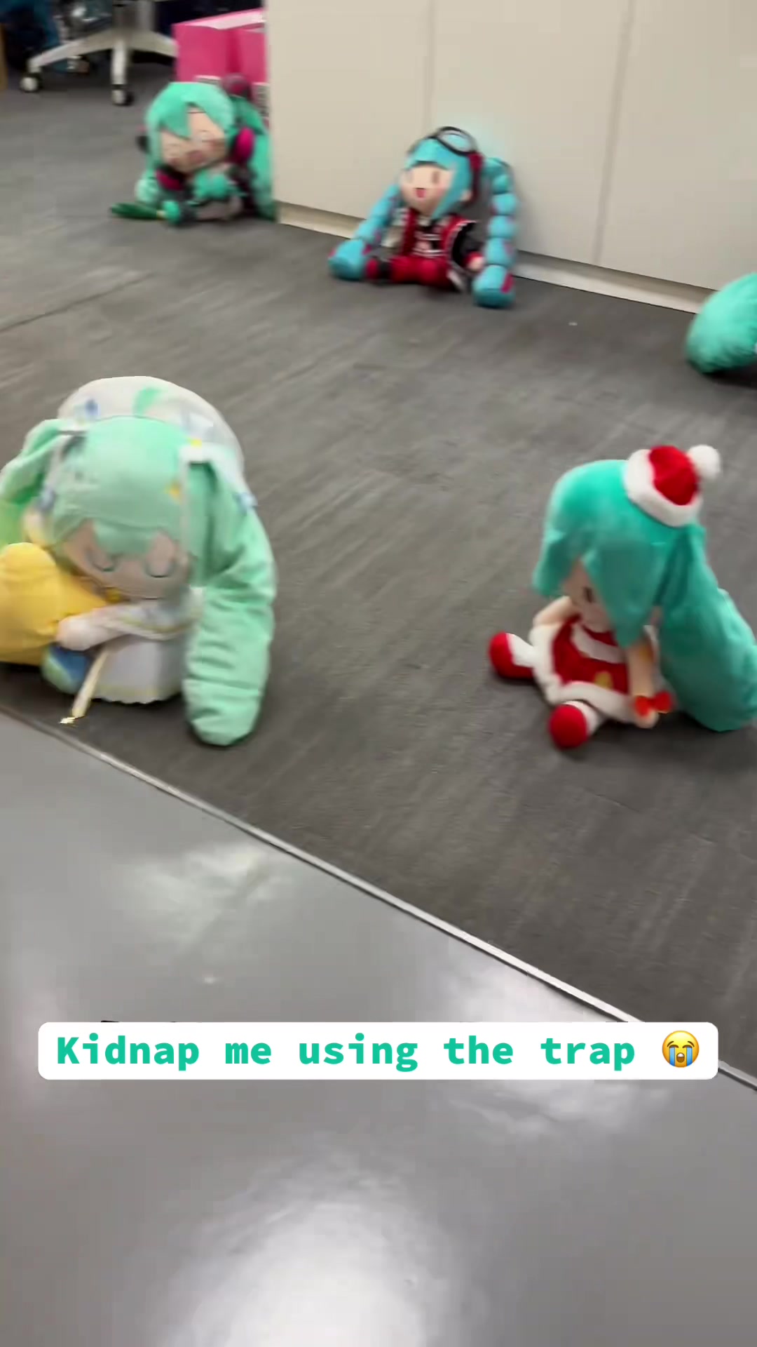 @Link in bio(mikufandom.com)