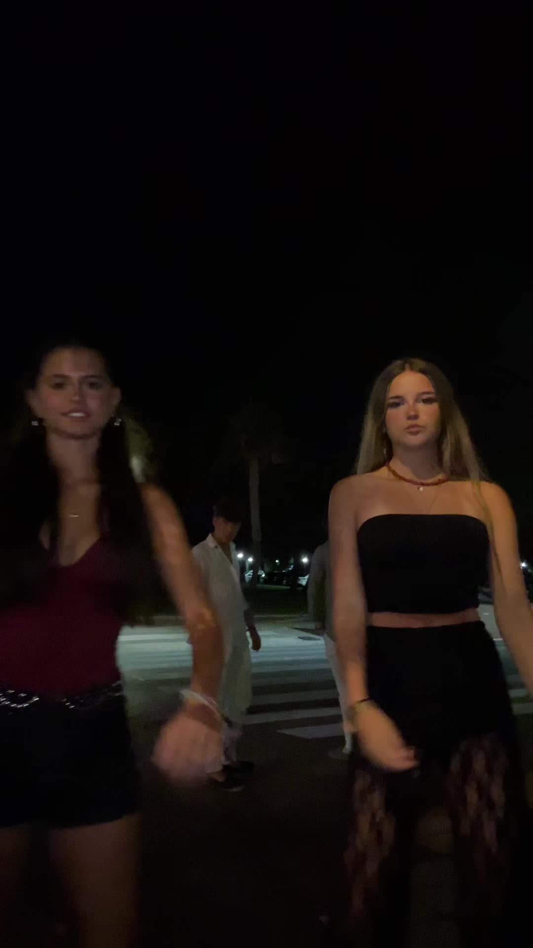 @isadeluquee