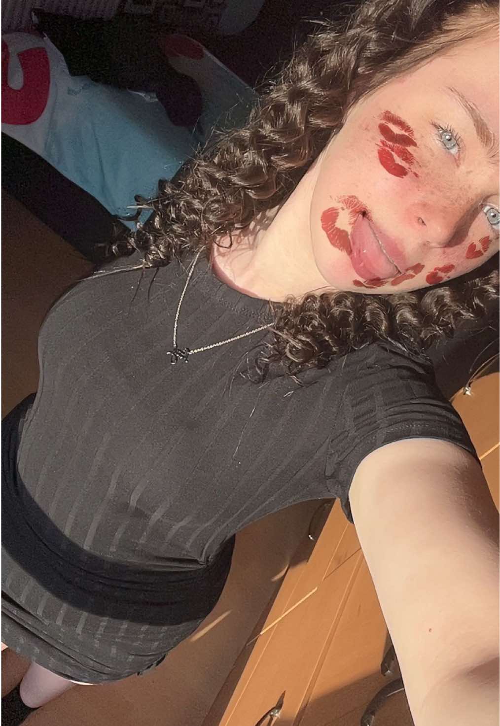 @izzy_may18