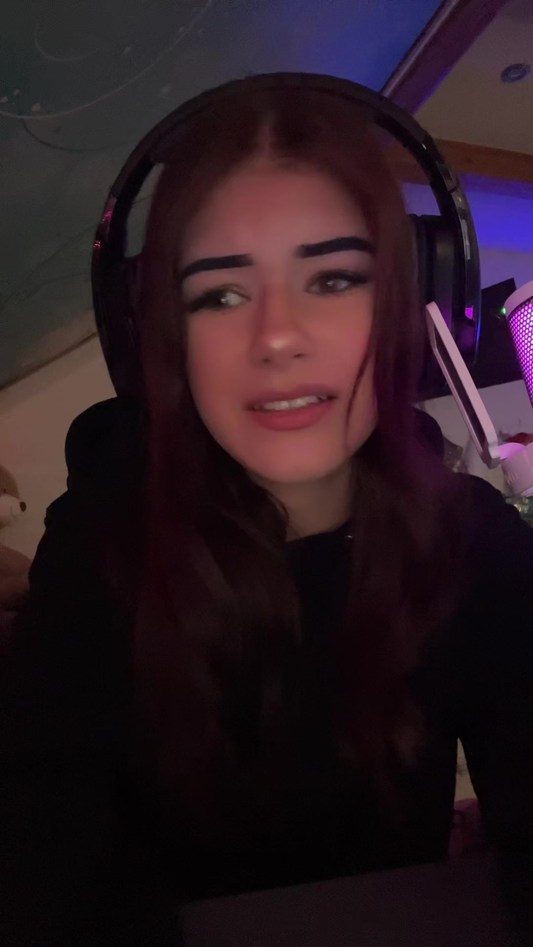 @e_xleen