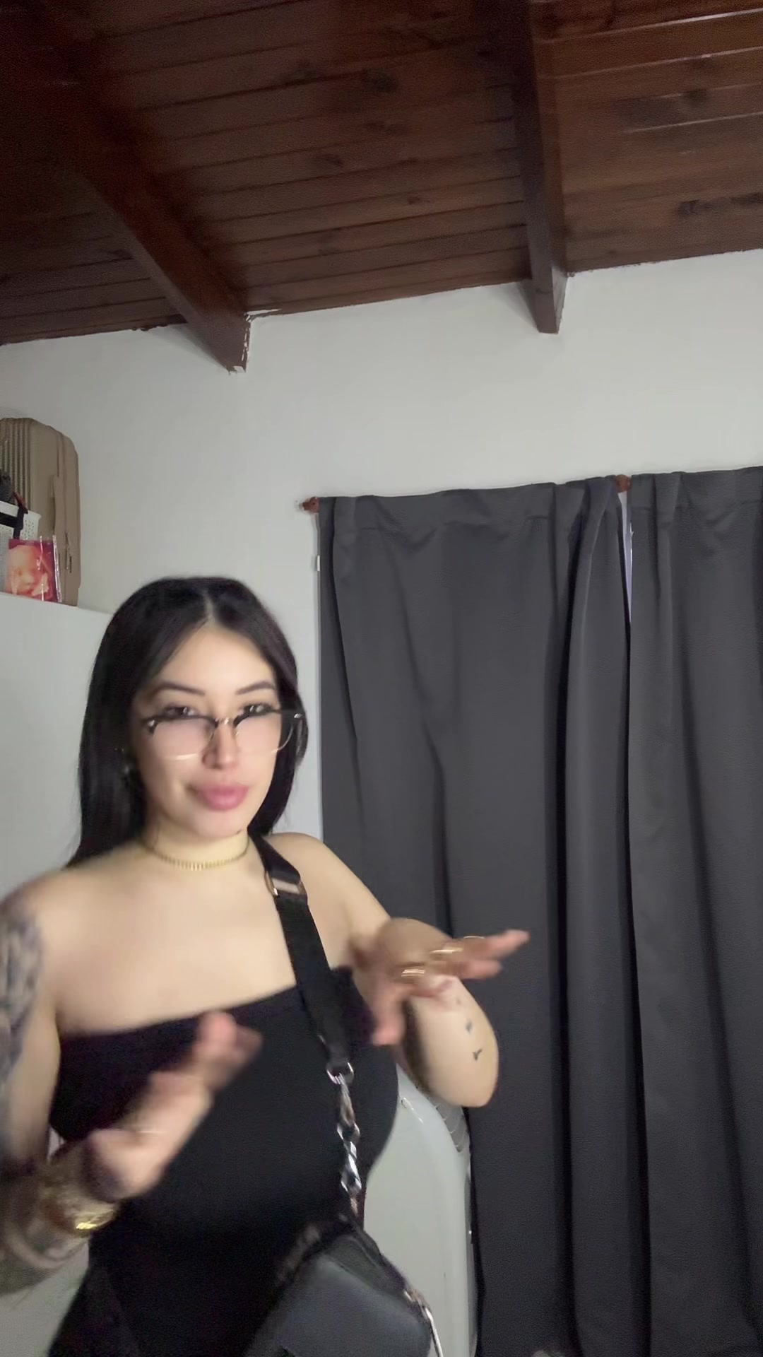 @user_ariana99