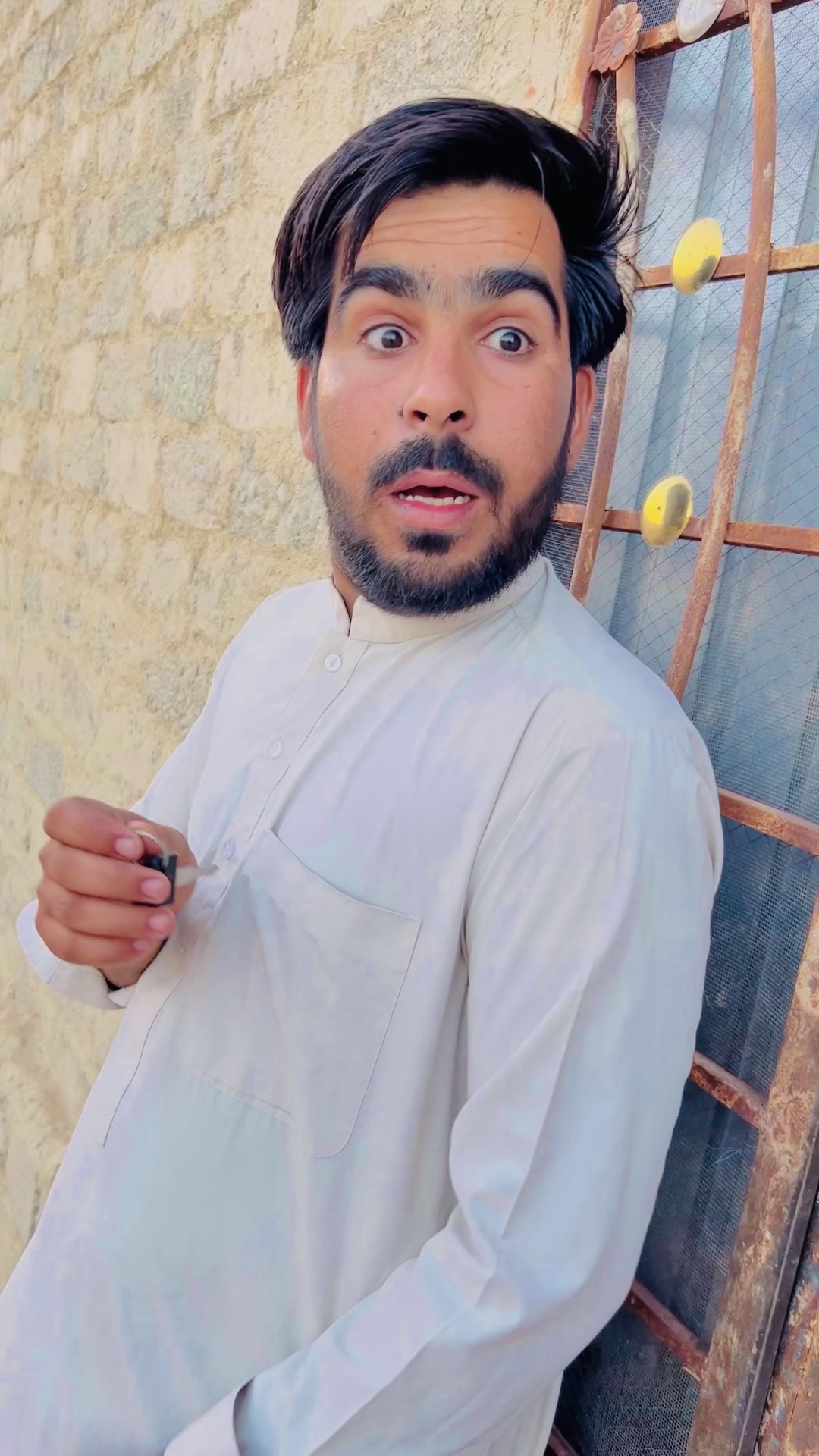 @Majid__Essa