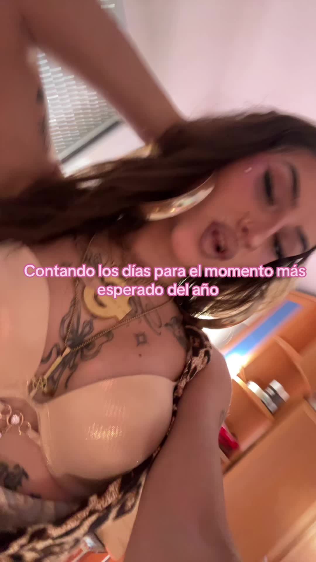 @Lahoeee