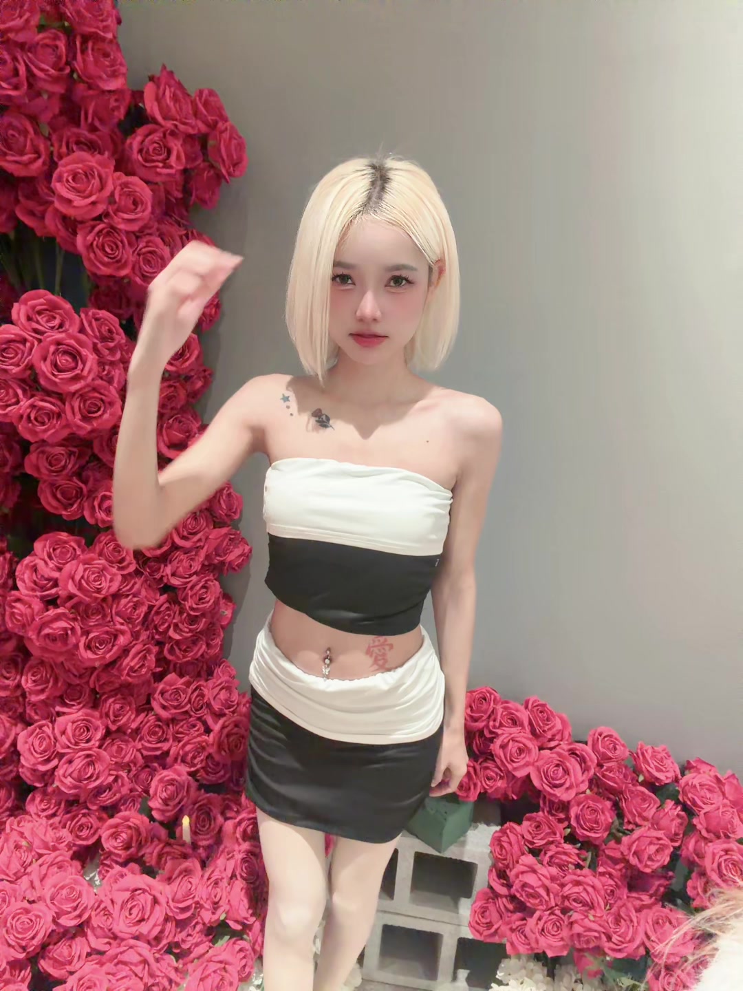 @យូ សៀវ មុី🤷♀️