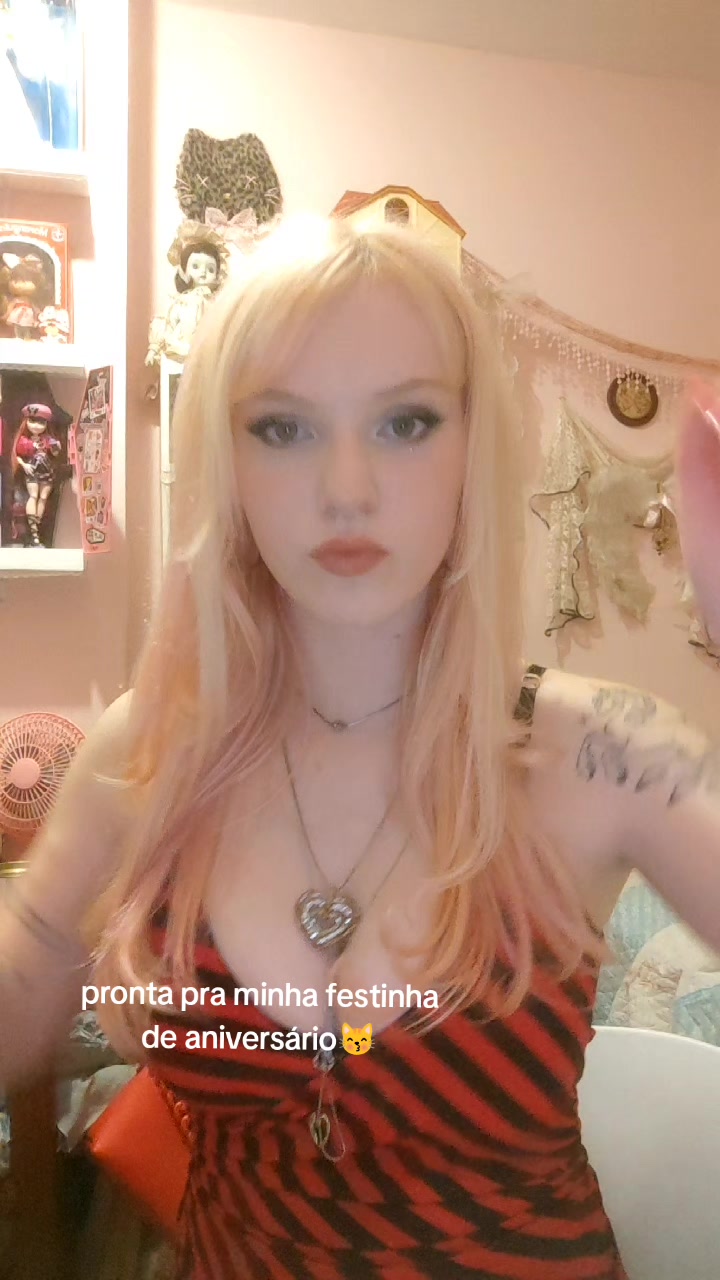@feefefefefeeefe