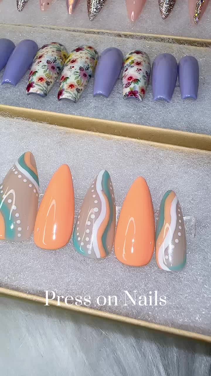 @GingerleighNails