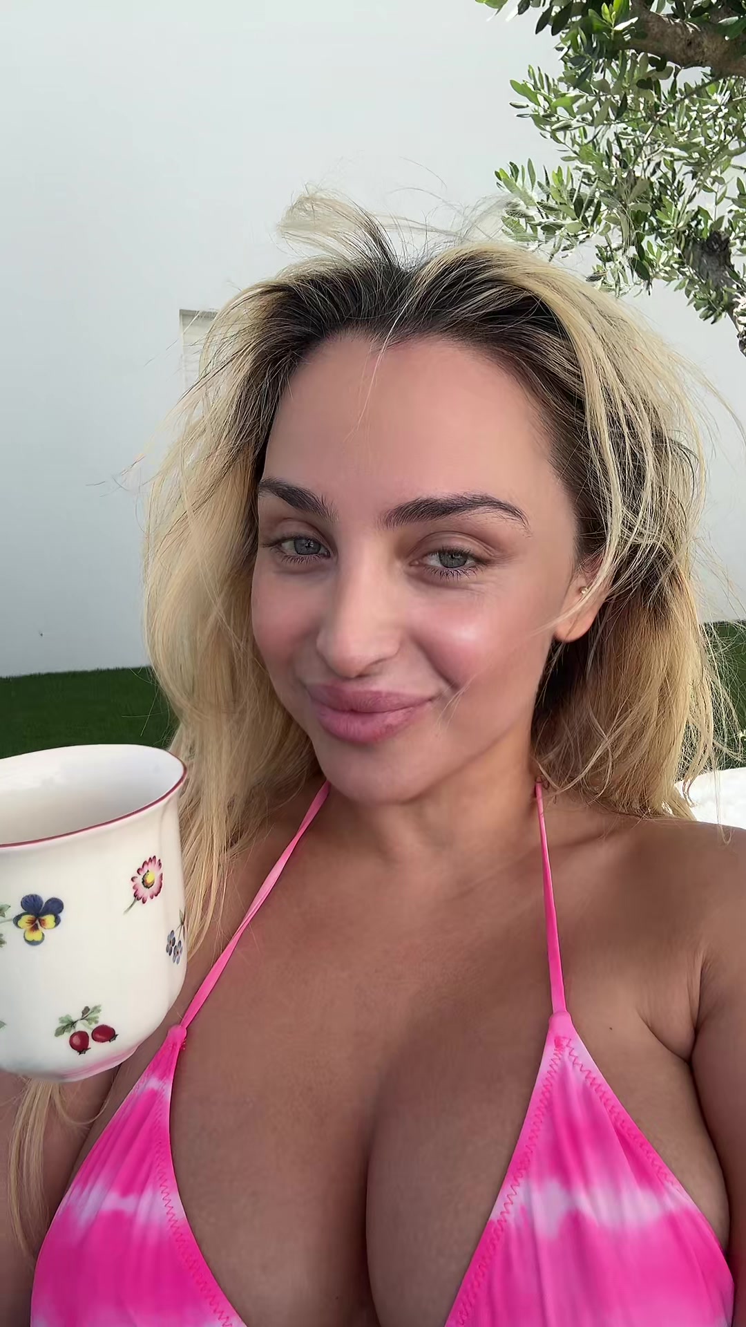 @Maya Berović
