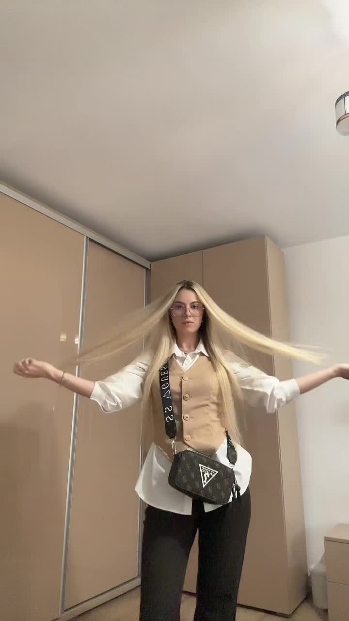@Gabriela Moroianu