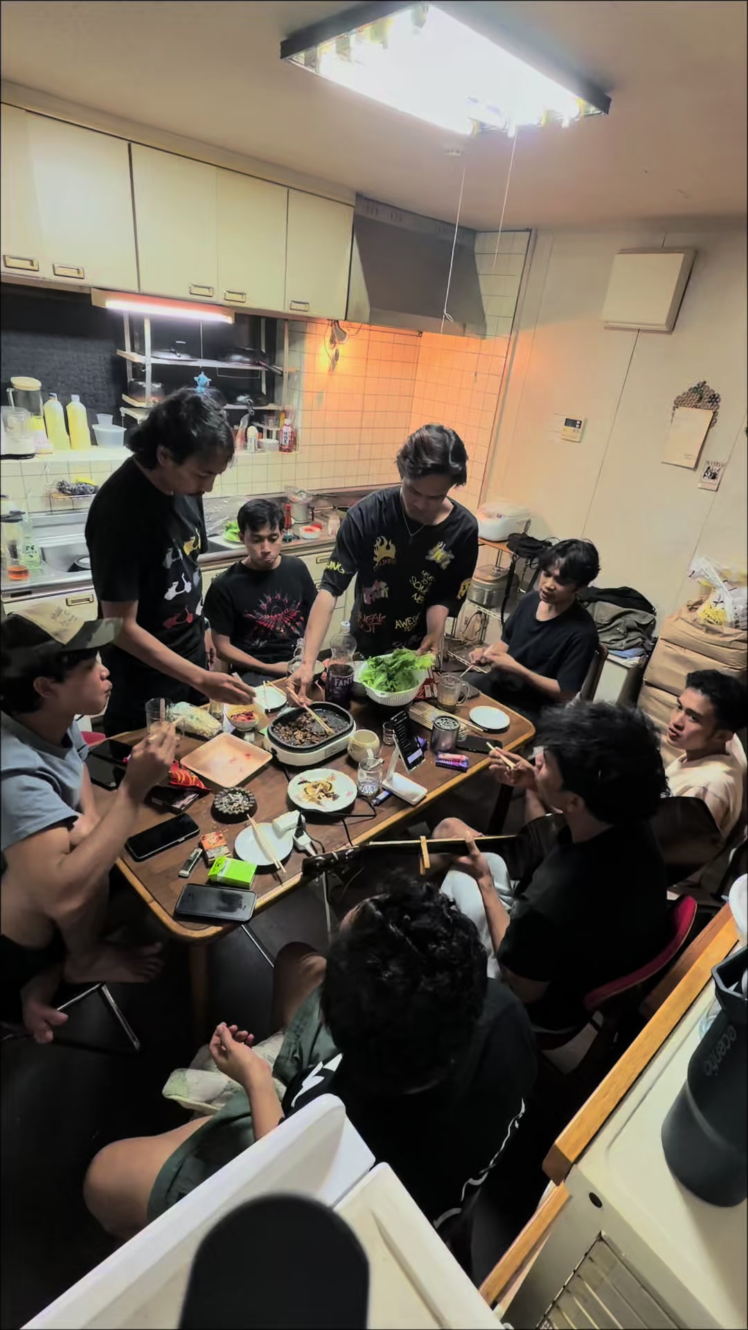 @🦂