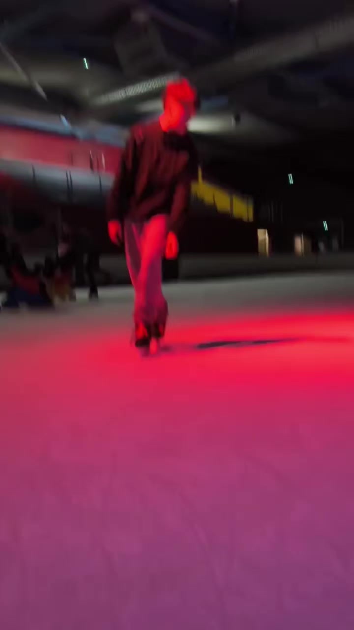@𝒜𝓃𝒹𝓎𝟥𝟦𝓀🍓