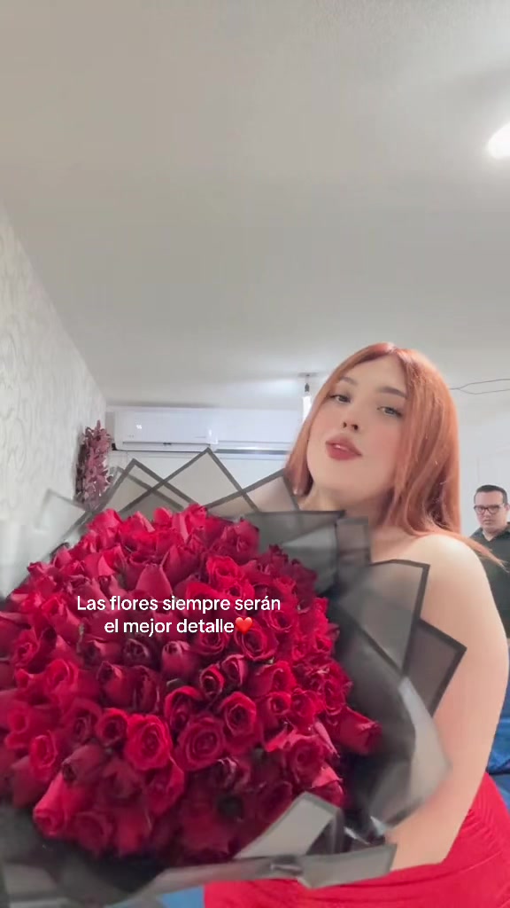 @Madeleyn Mac Macías✨