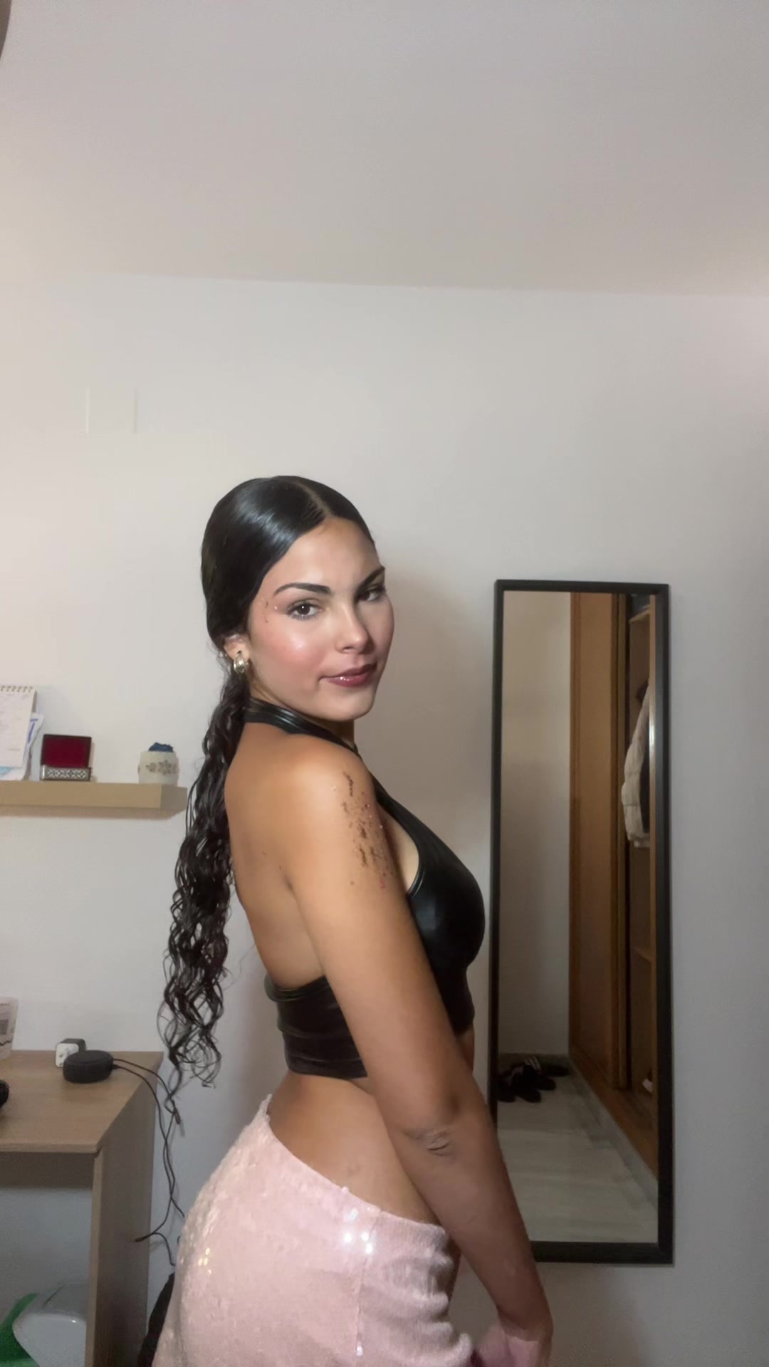 @Danielaa