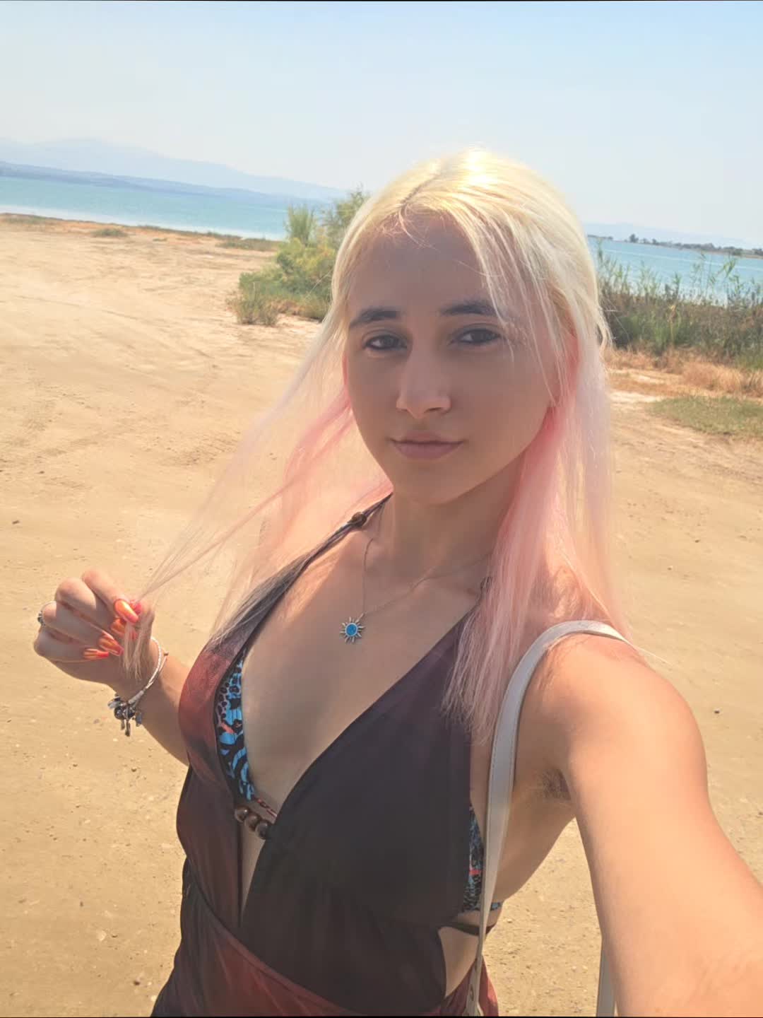 @BlondeQueen