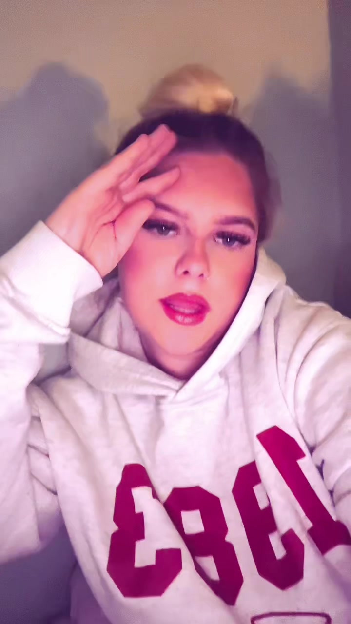 @Amielouise18