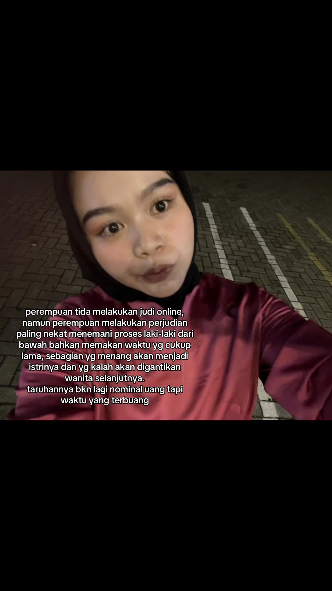 @thissntia_
