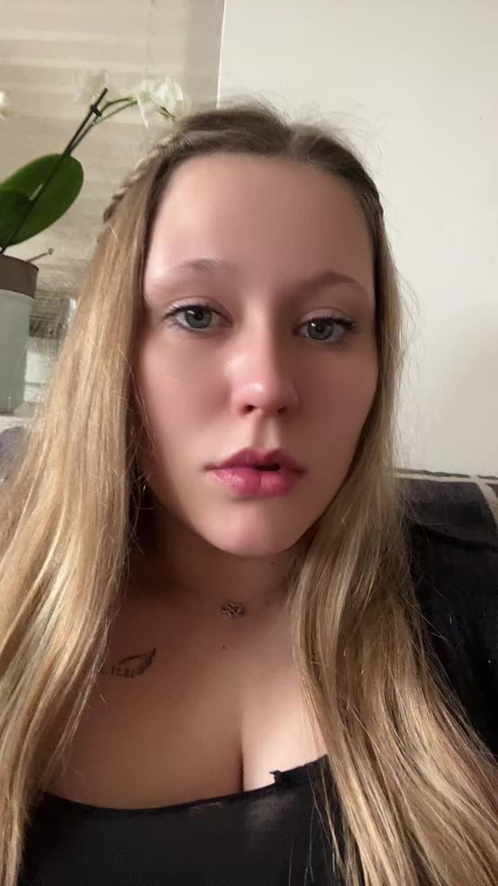 @julia