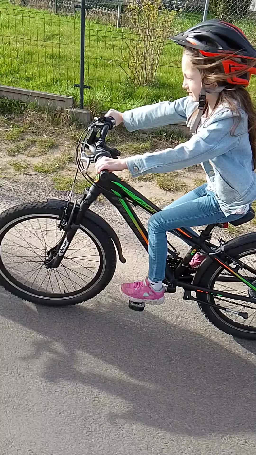 @Jola89