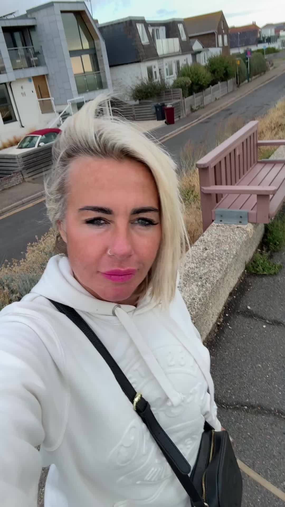 @ItsmyworldM