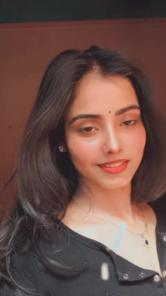 @rakhi thakur🌸🕊️