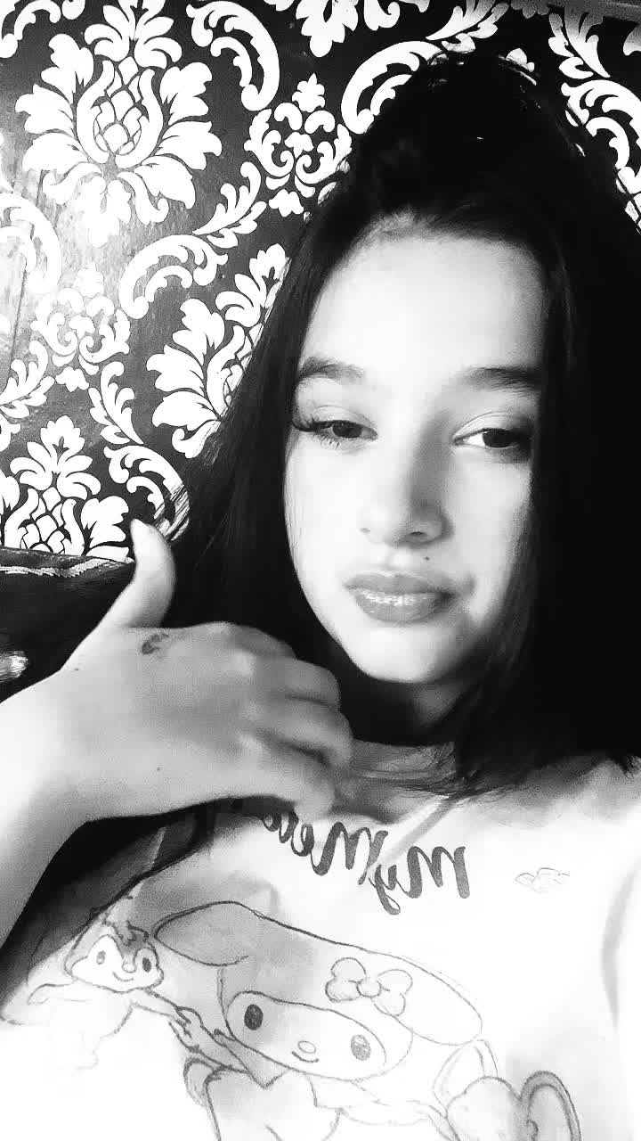 @Dzsesszika_hrvth. 🖤