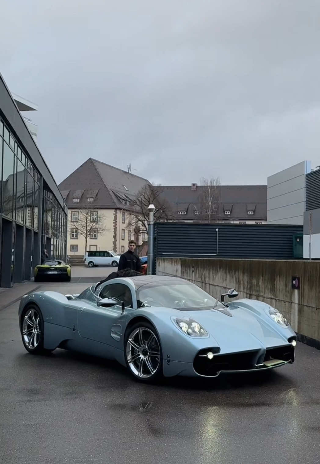 @stuttgart.77