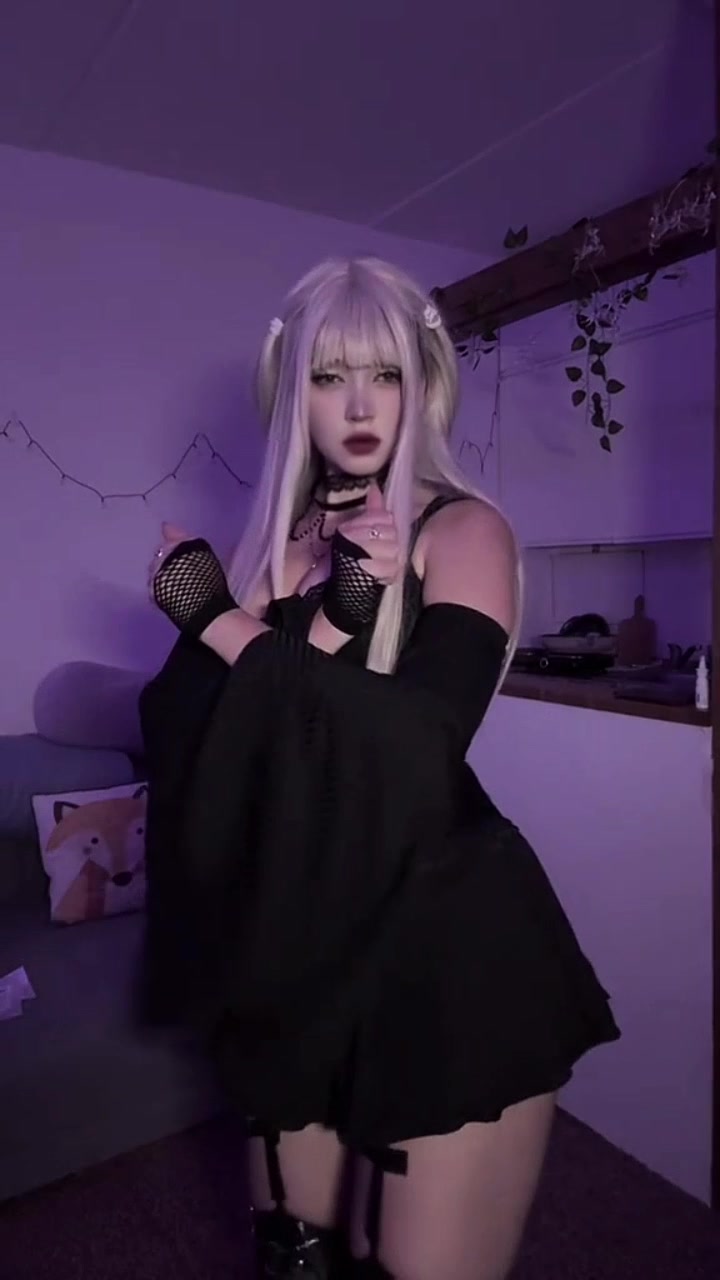 @Nefretta