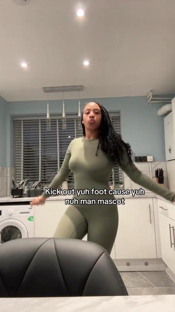 @zara♱