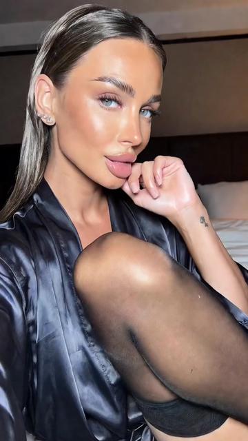 @AI Satin Beauty