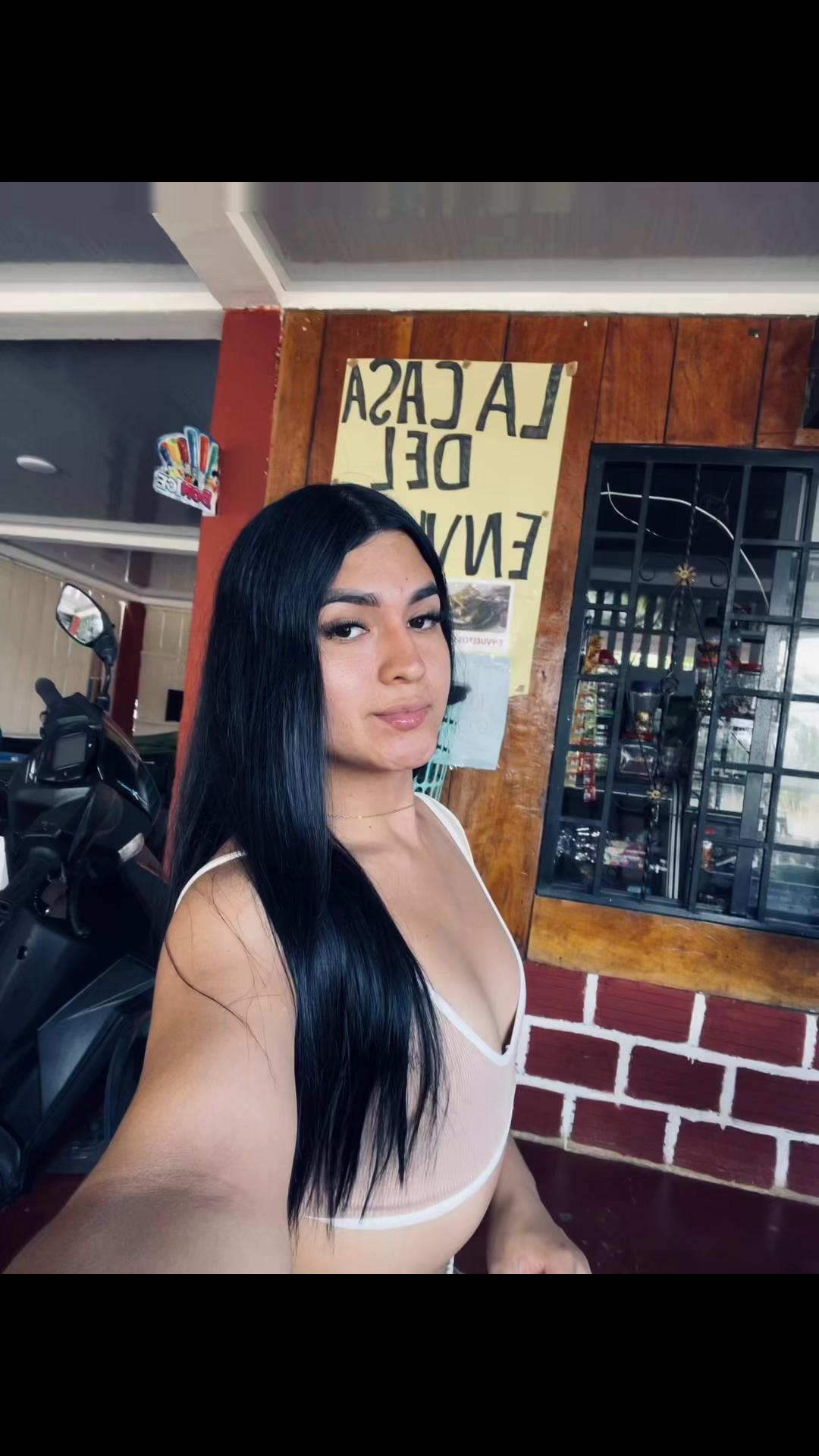 @Mariah. 🦋