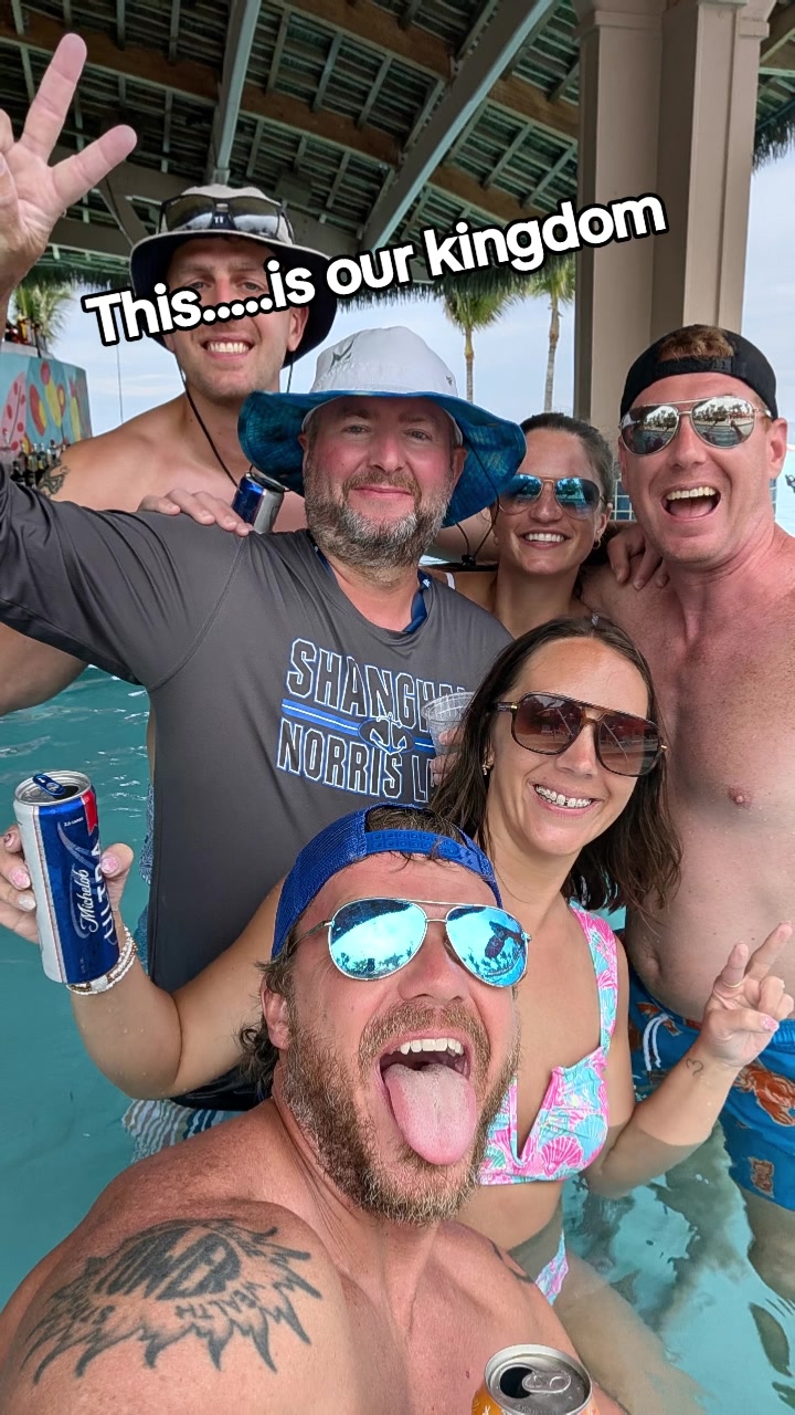 @DudeTopia Of The Seas