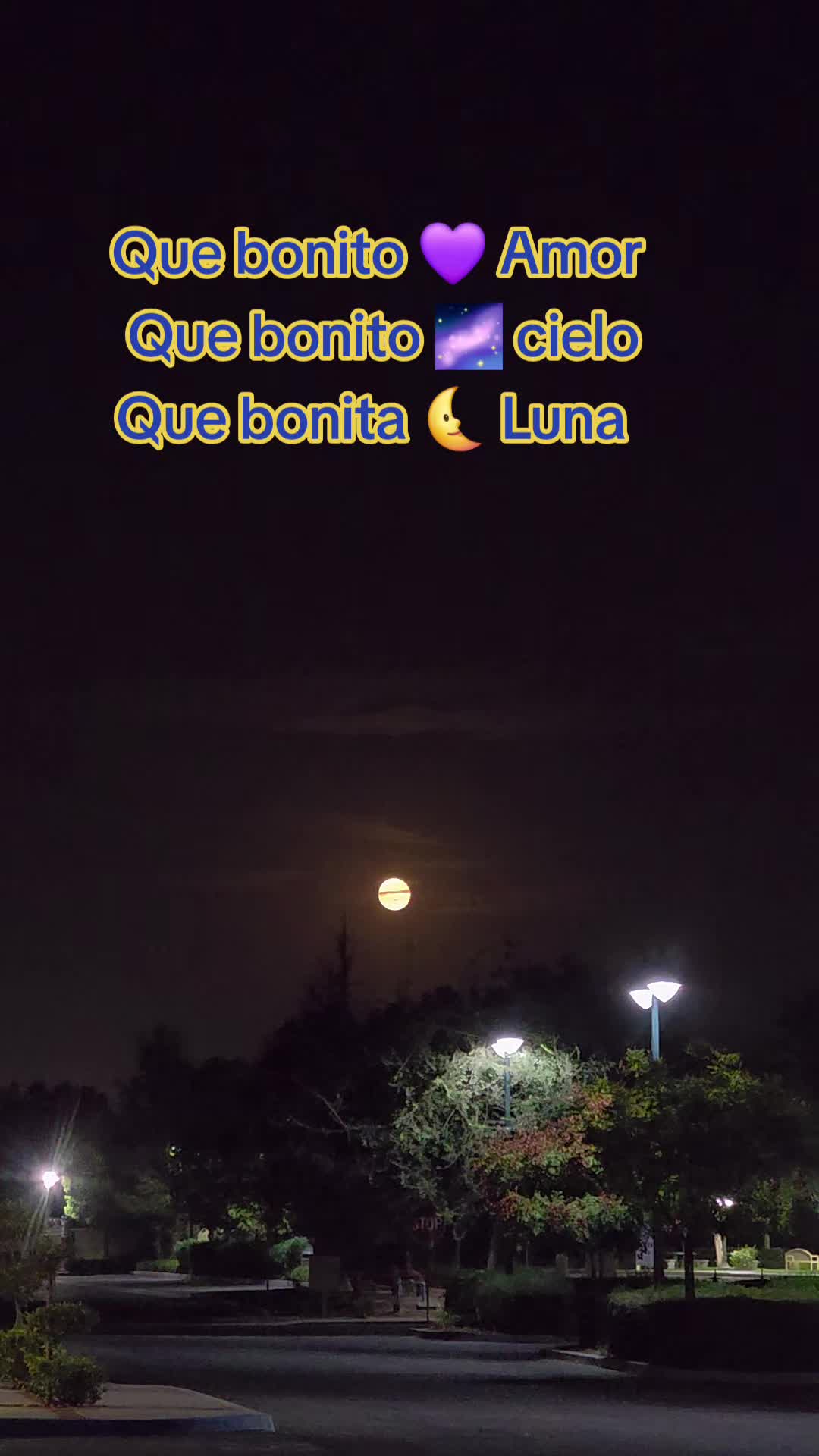 @Elba La Smiley