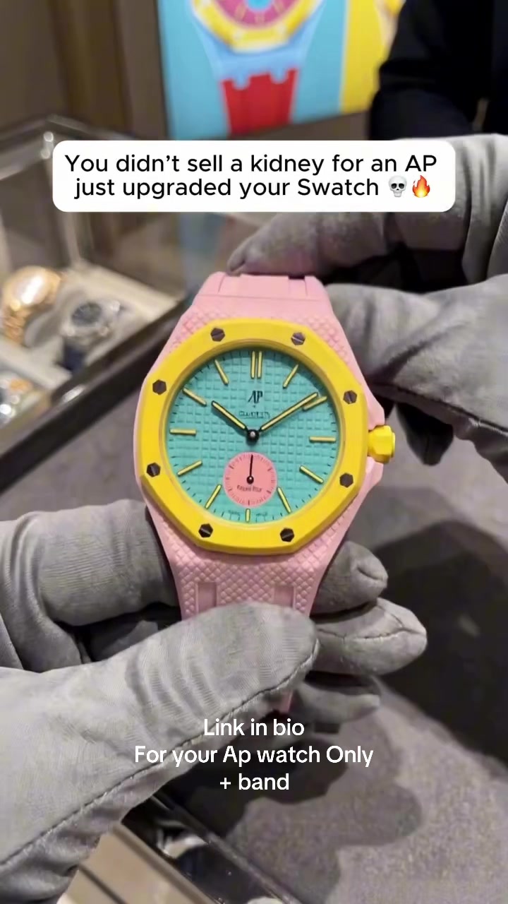@AP Royal Wrist