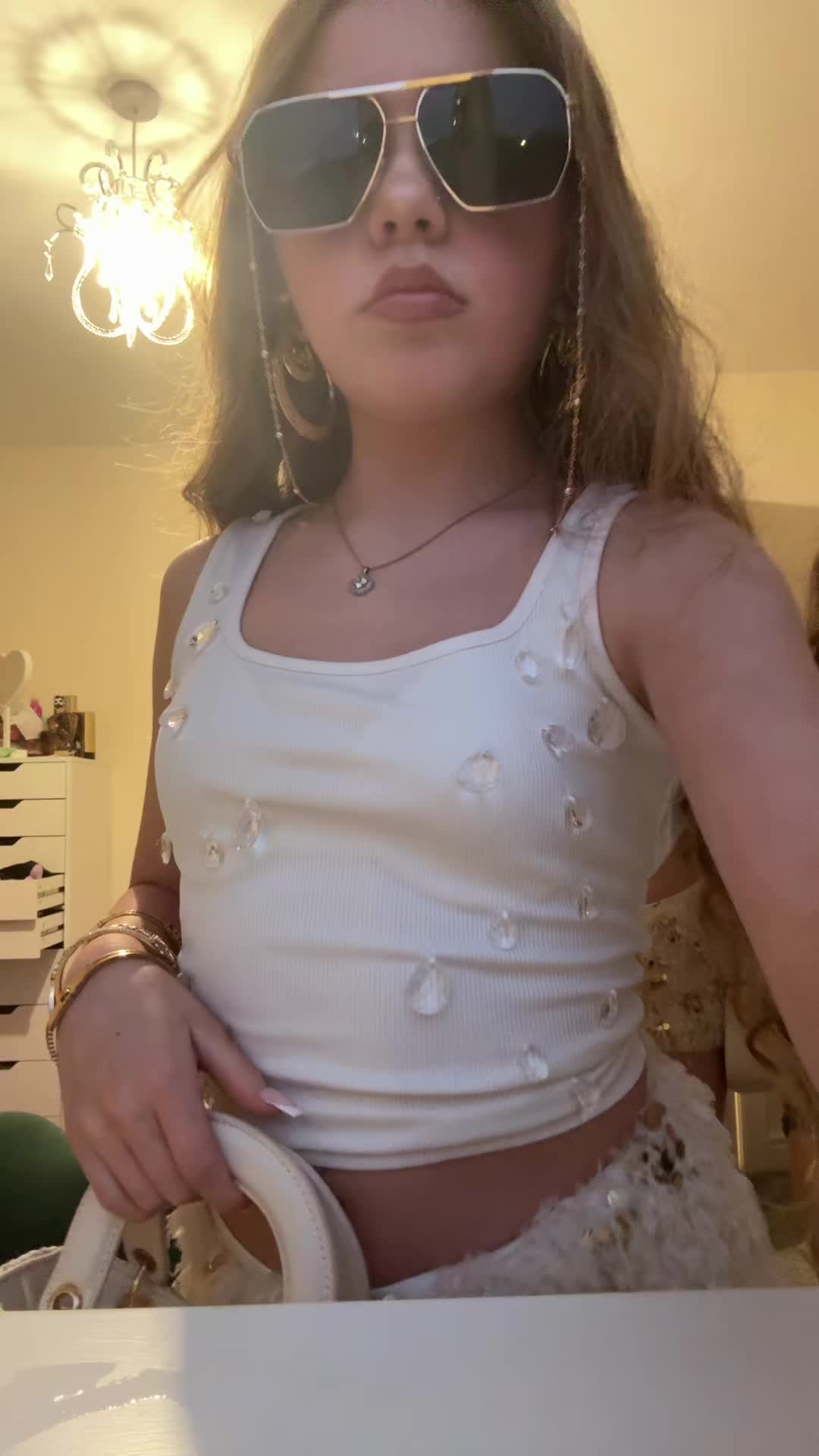 @👸🏽𝒮𝒸𝒶𝓇𝓁ℯ𝓉𝓉𝓈𝓉ℯℯ𝓁ℯ🍒