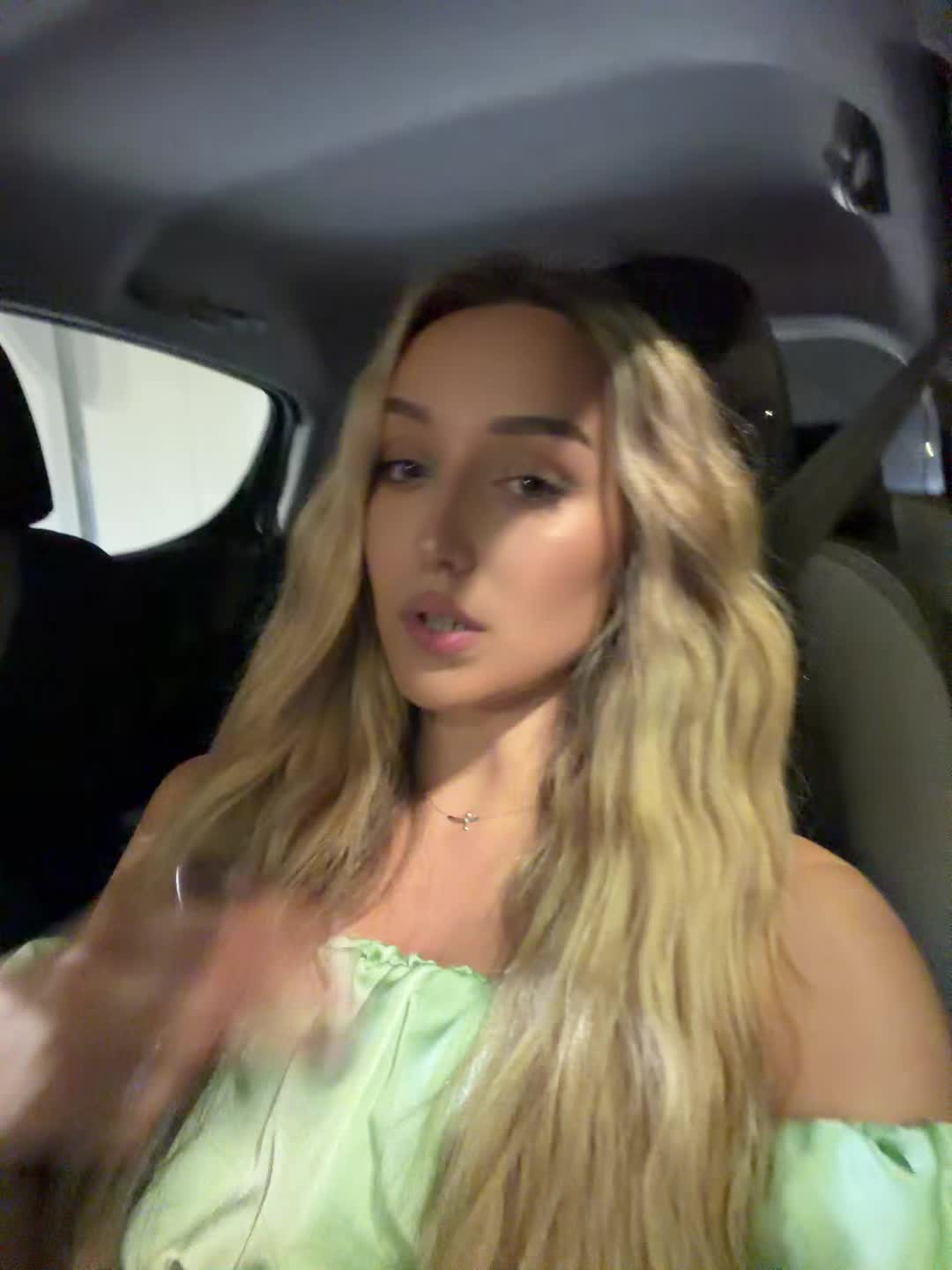 @natalie