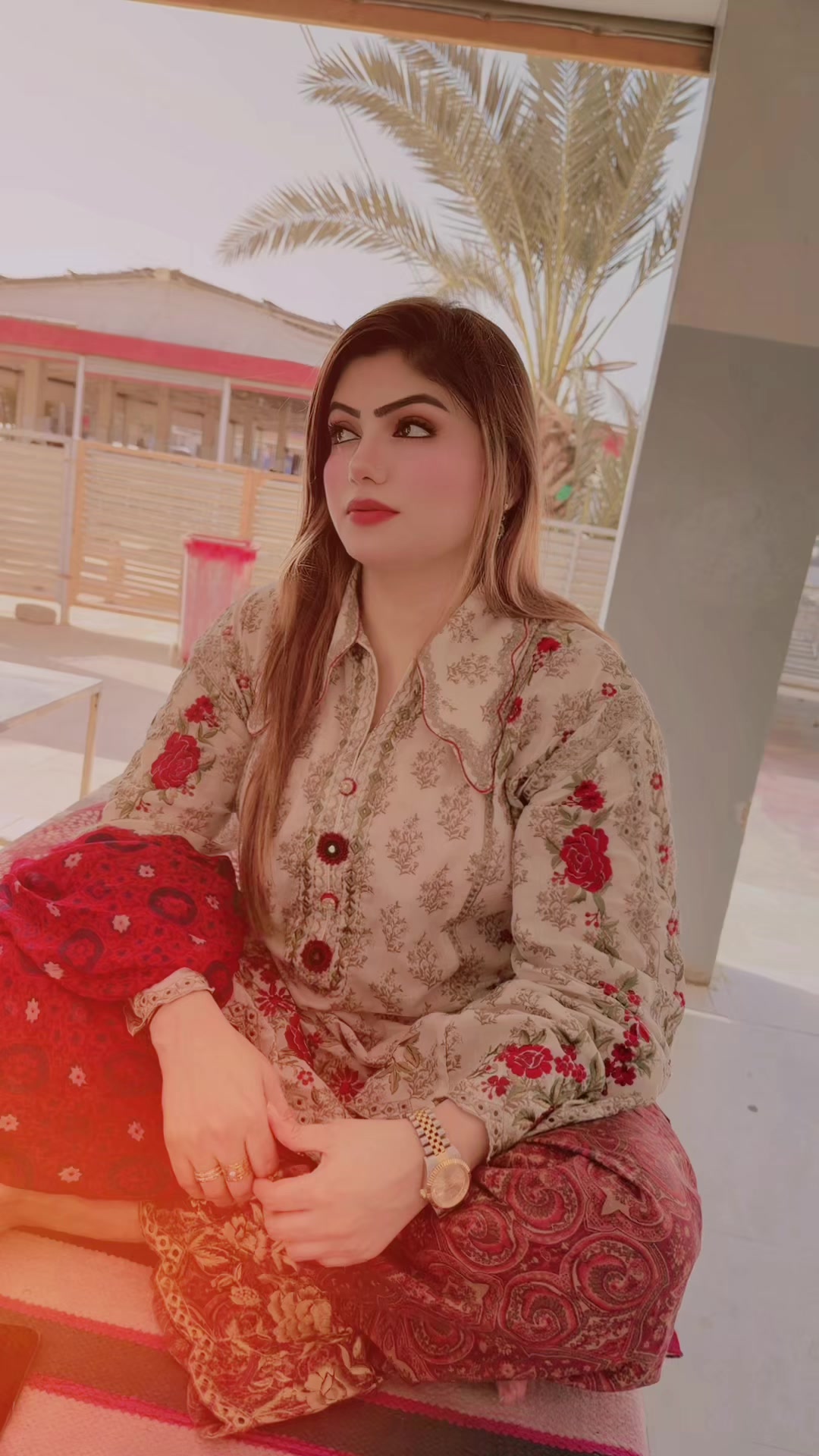 @Fari Baloch