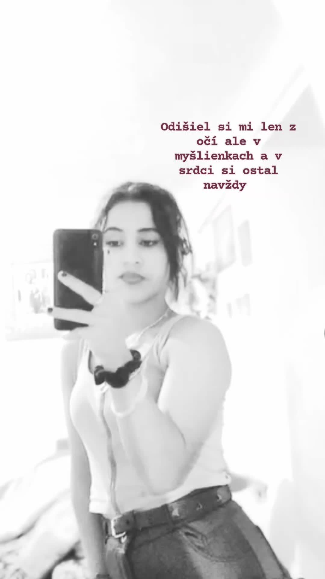 @Ÿøūngz🦋 MīMā🦋