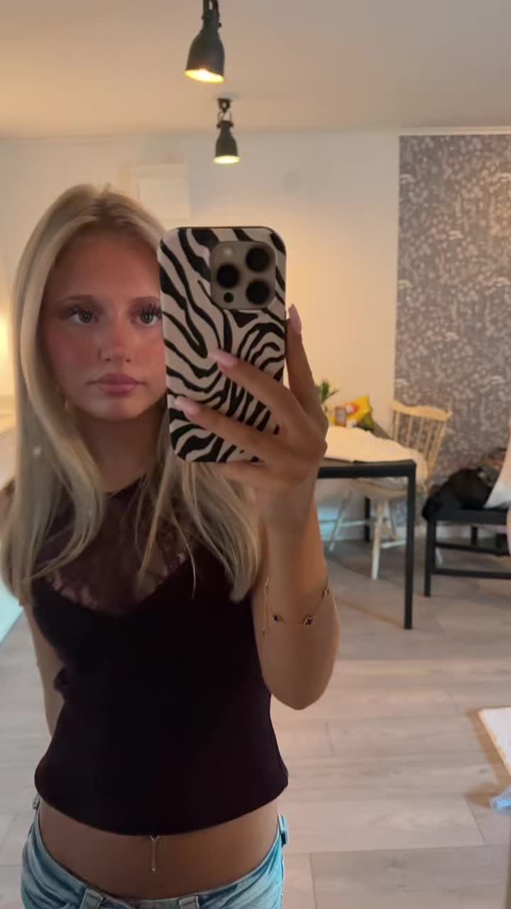 @V I L J A🐆🛍️🎀