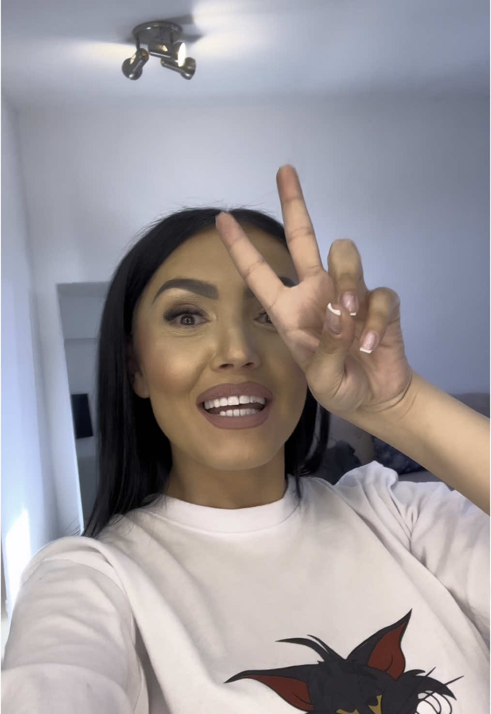 @AndreeaManteaOficial