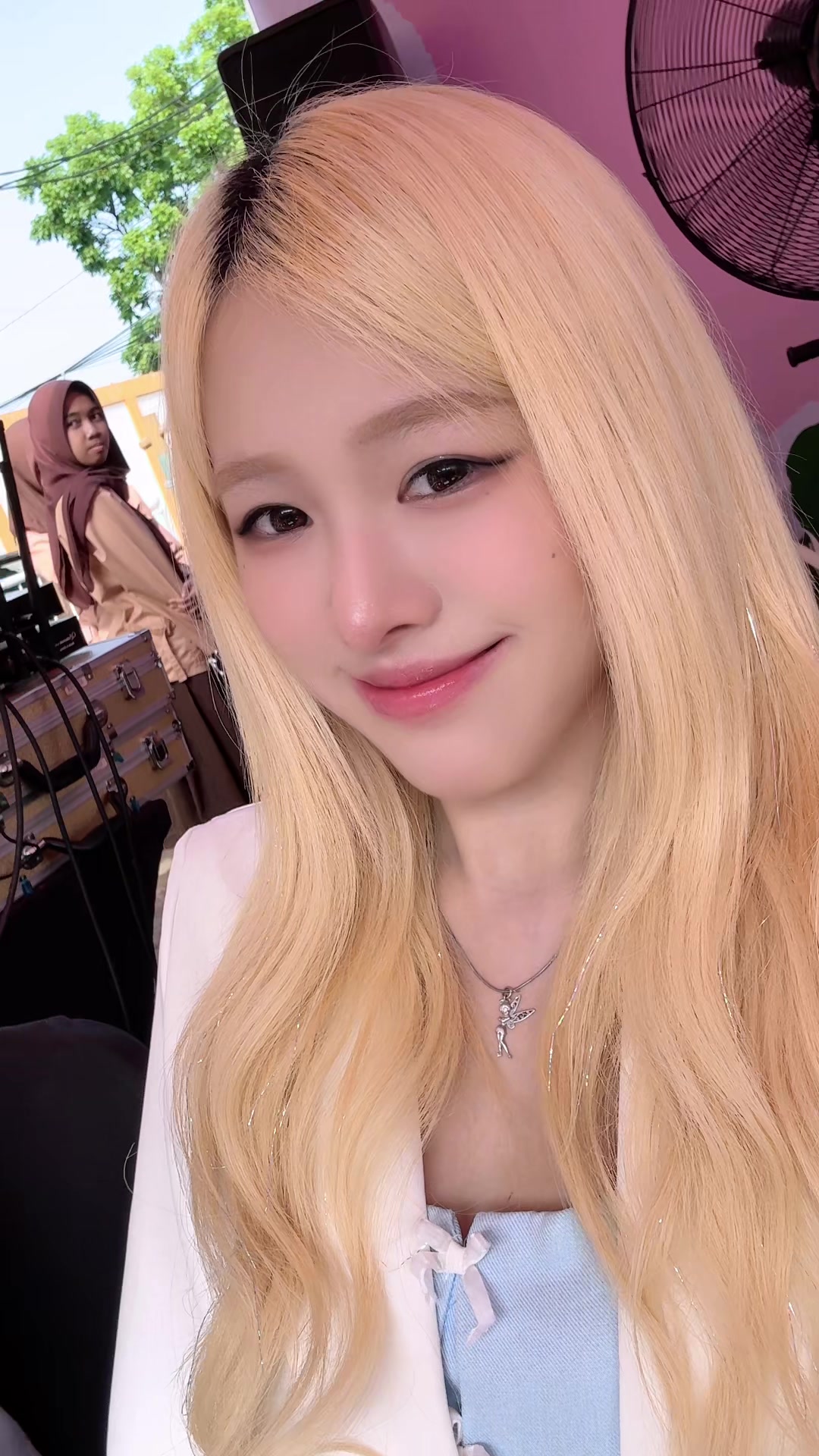 @kennylkmn 케니