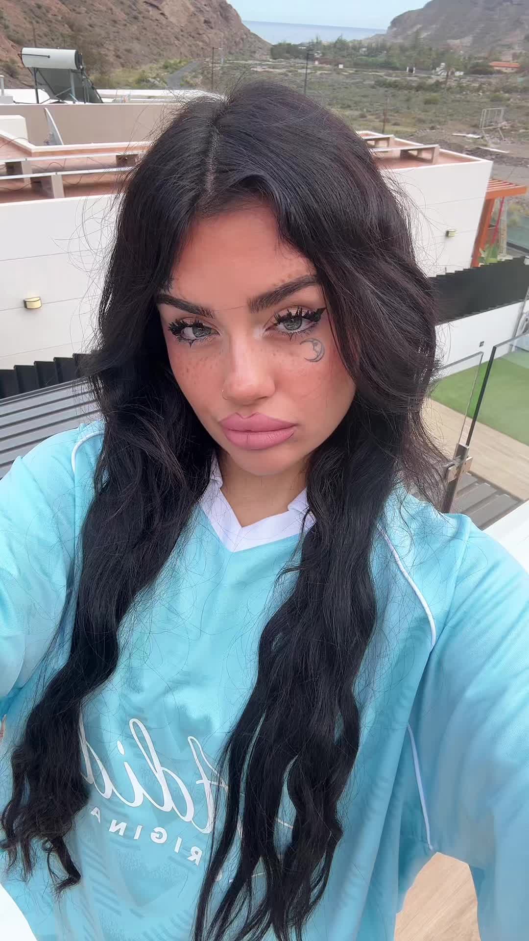 @𝐕 𝐈 𝐓 𝐓 𝐎 𝐑 𝐈 𝐀