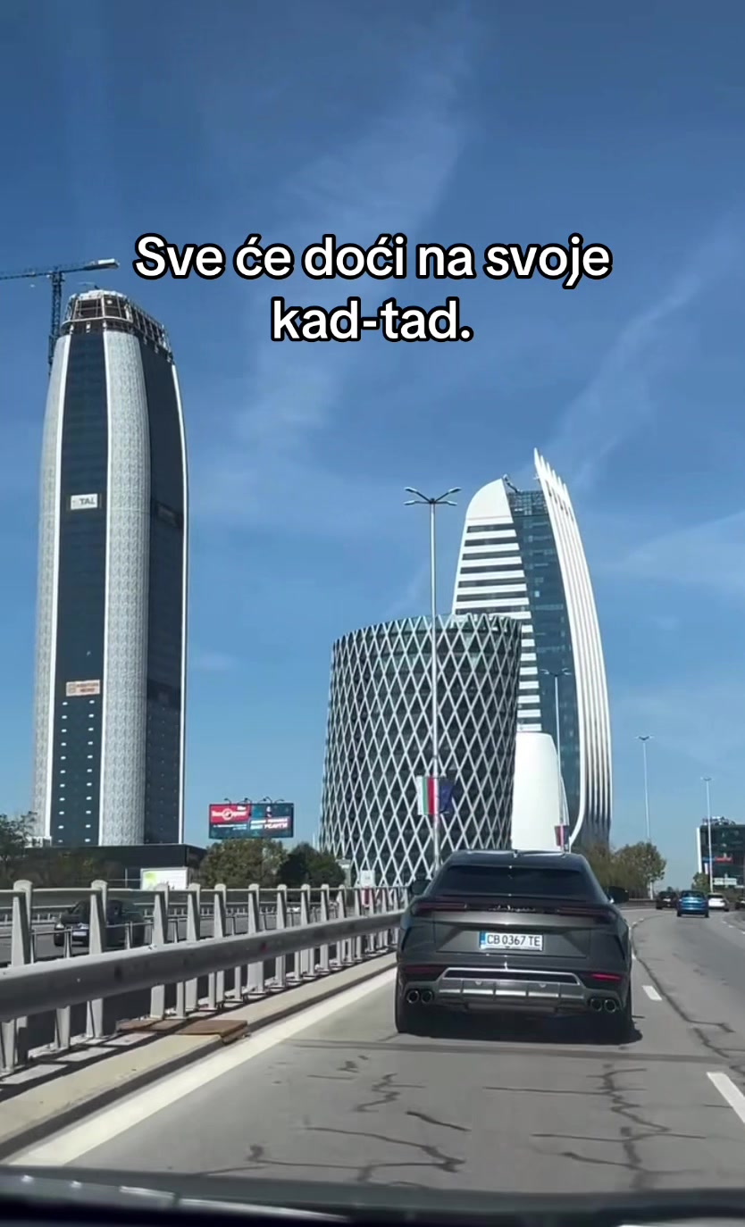 @𝑫𝑰𝑵𝑨 𝑭𝑬𝑹𝑰𝒁